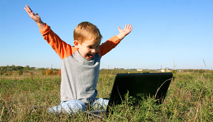 a child remotely accesses another computer via AnyDesk